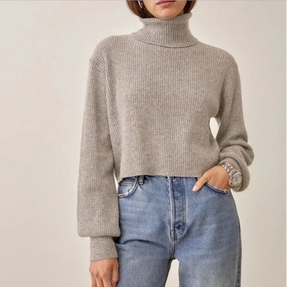 Reformation Sweaters - Reformation | Luisa 100% Cashmere Turtleneck Cropped Sweater in‎ Grey size Large